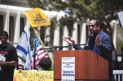 chris sinclair | Staff Photographer Malik Ali delivers a controversial message supporting terrorist organizations to liberate Palestine.