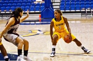 WomensBasketballNickVuStaff