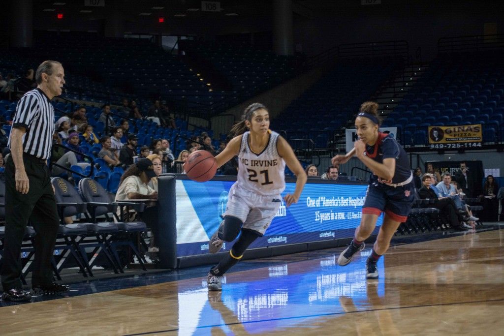 jack yu_womens bball st johns 111515-4