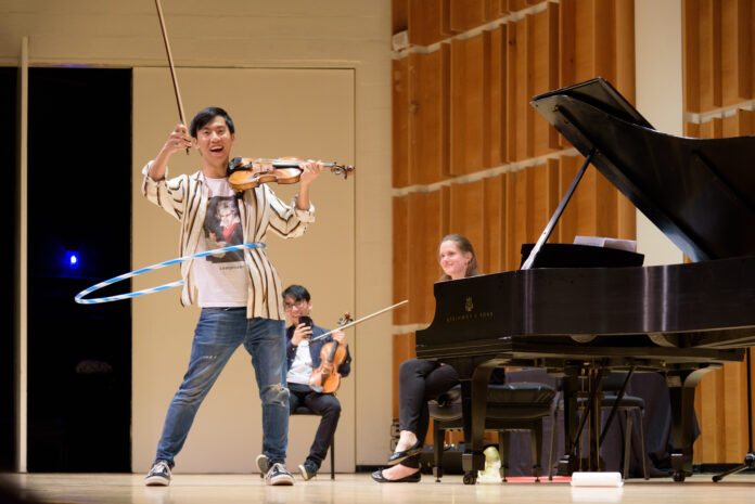 TwoSet_Violin_New_York_October_2018_004-2