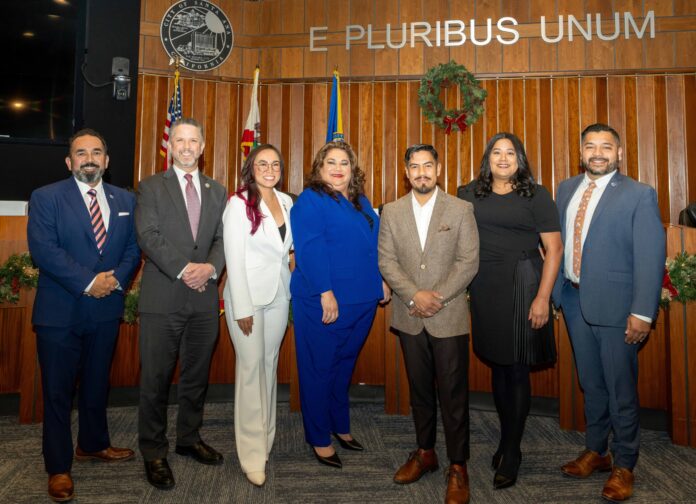City-Council-group-photo-scaled