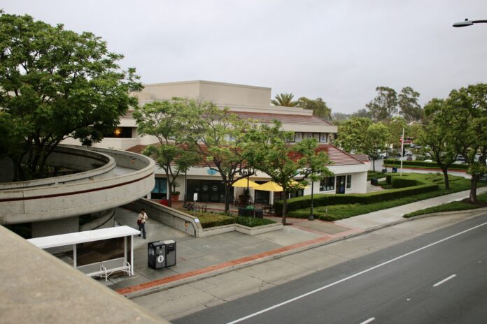 Image of the Watson bridge at UCI
